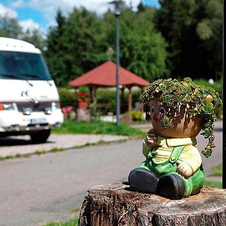 See-Campingpark Neubaeuer See Hotel Exterior photo